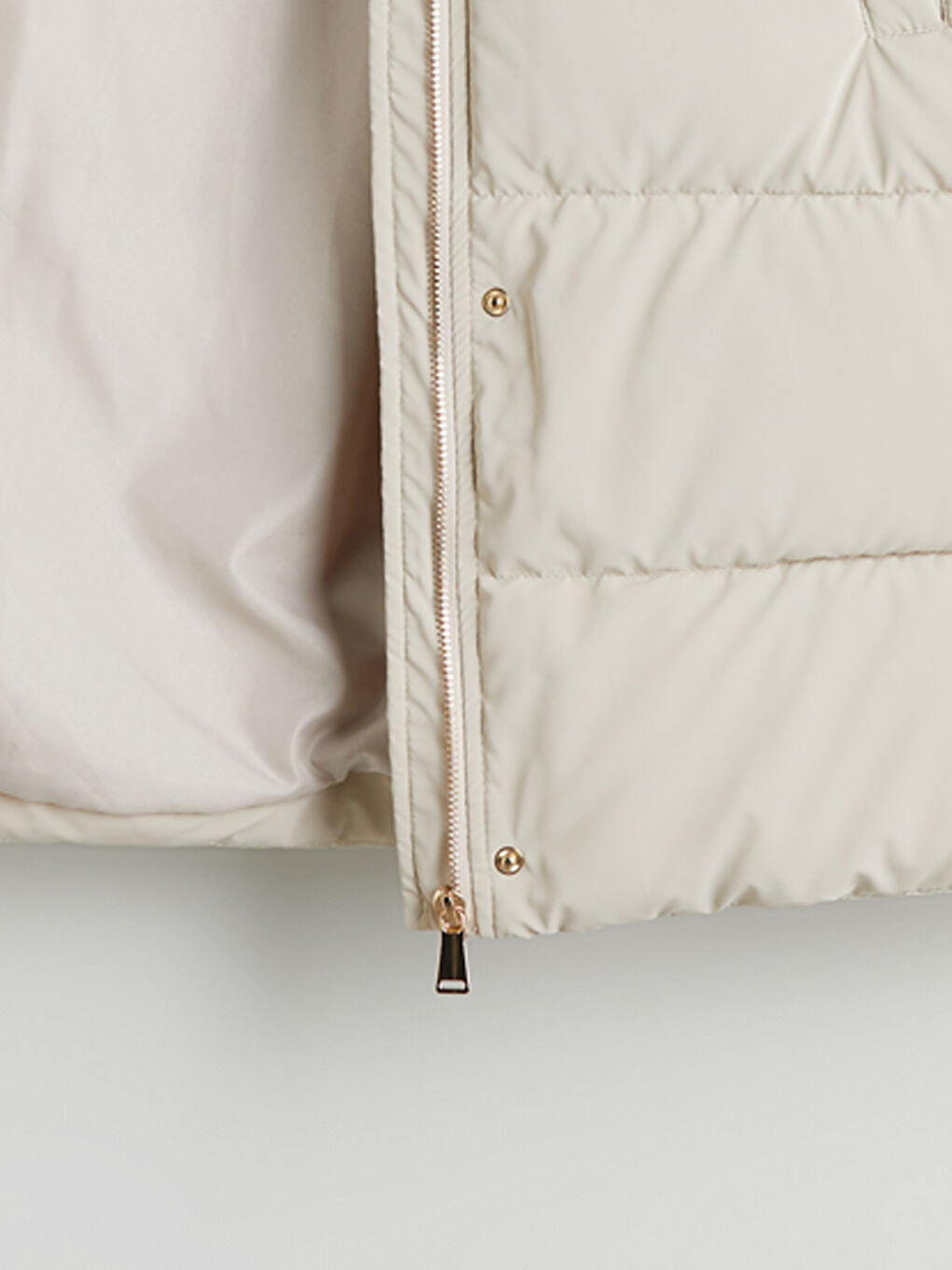 Bej Kapüşonlu Kadın Şişme Mont-6