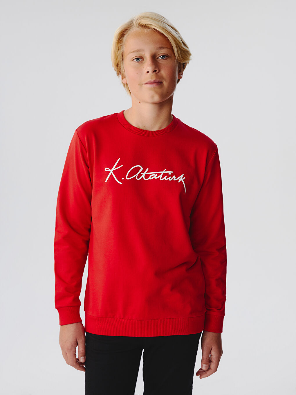 Kırmızı Bisiklet Yaka Atatürk İmza Baskılı Erkek Çocuk Sweatshirt-2