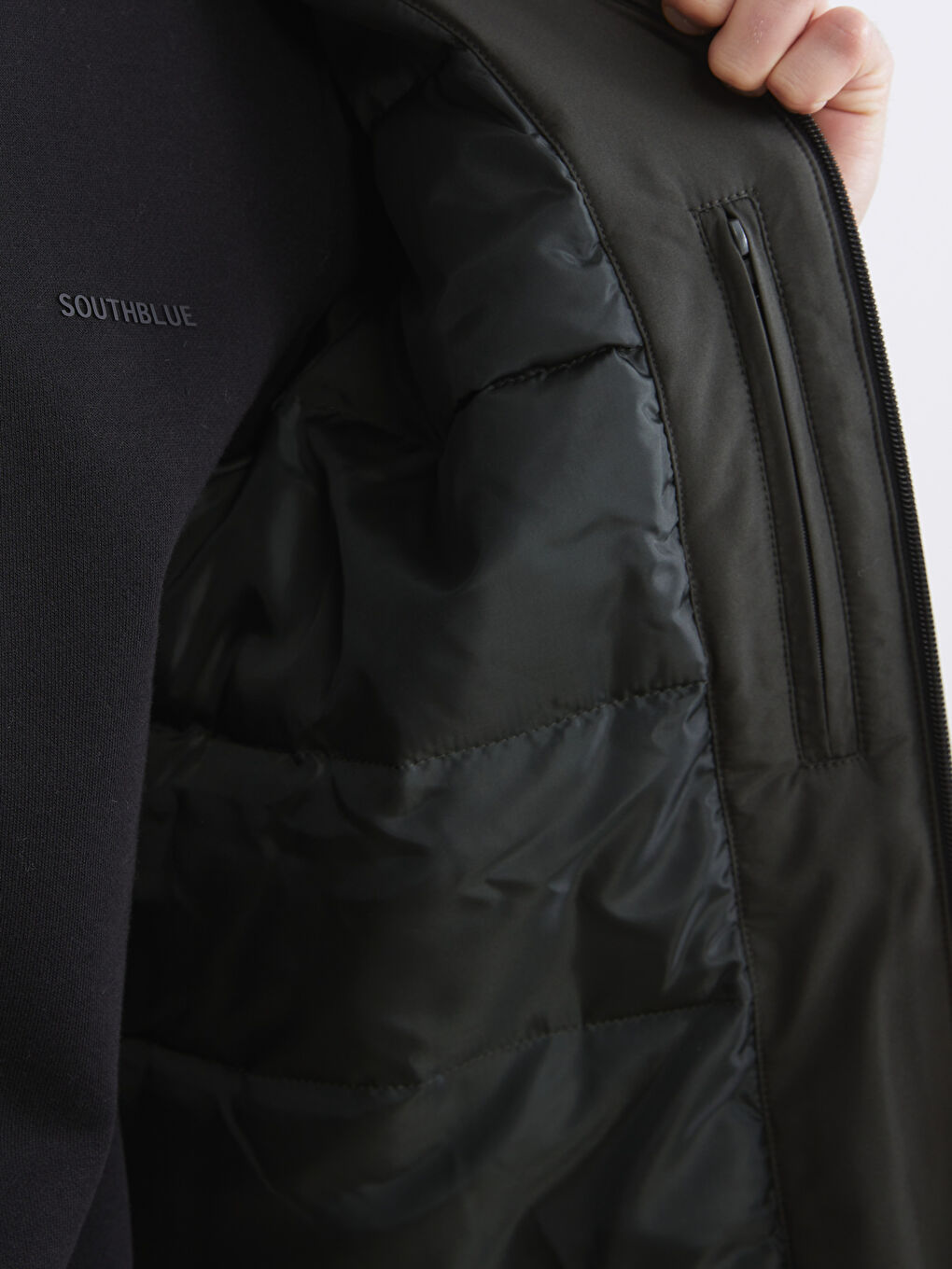 Haki Standart Kalıp Kapüşonlu Erkek Mont-4