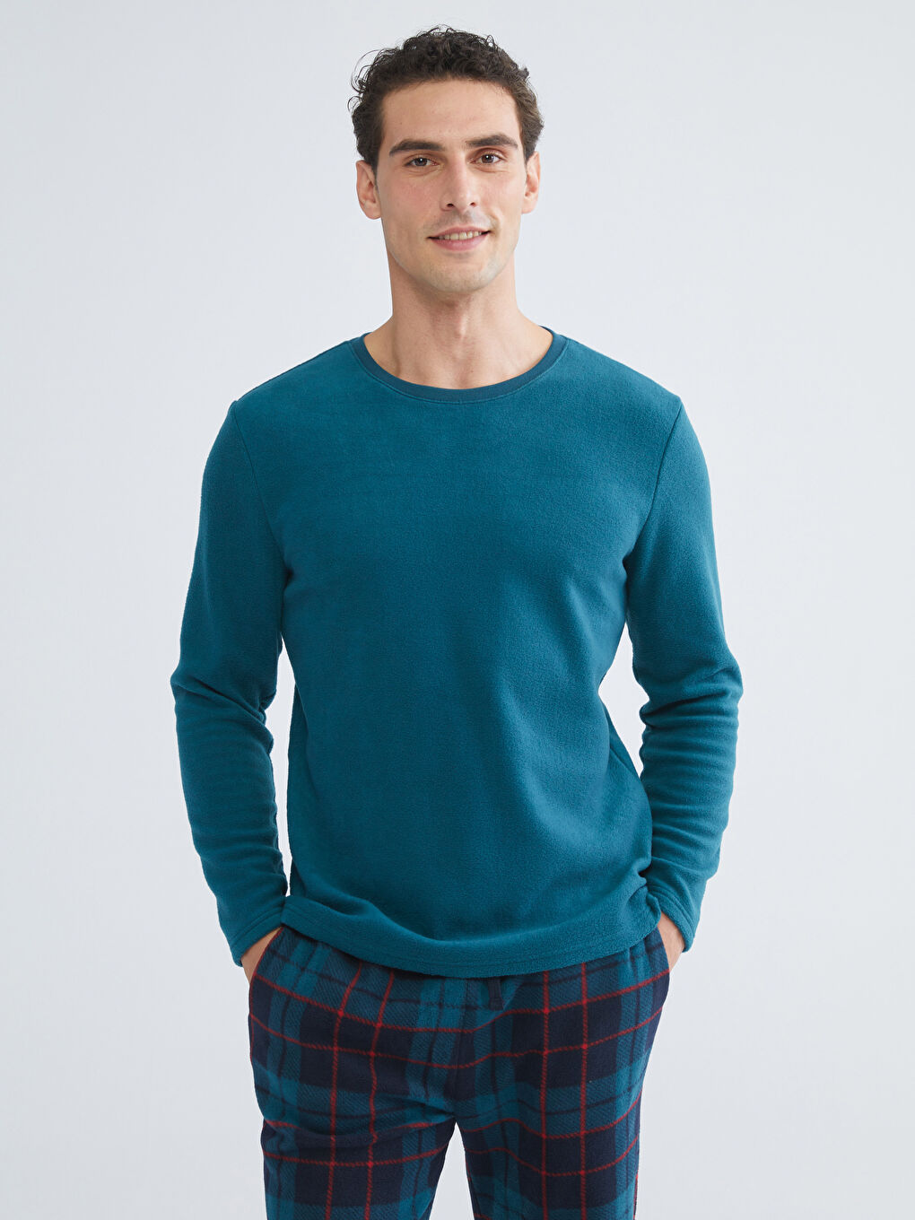 Standard Pattern Plaid Fleece Men's Pajamas Set-1