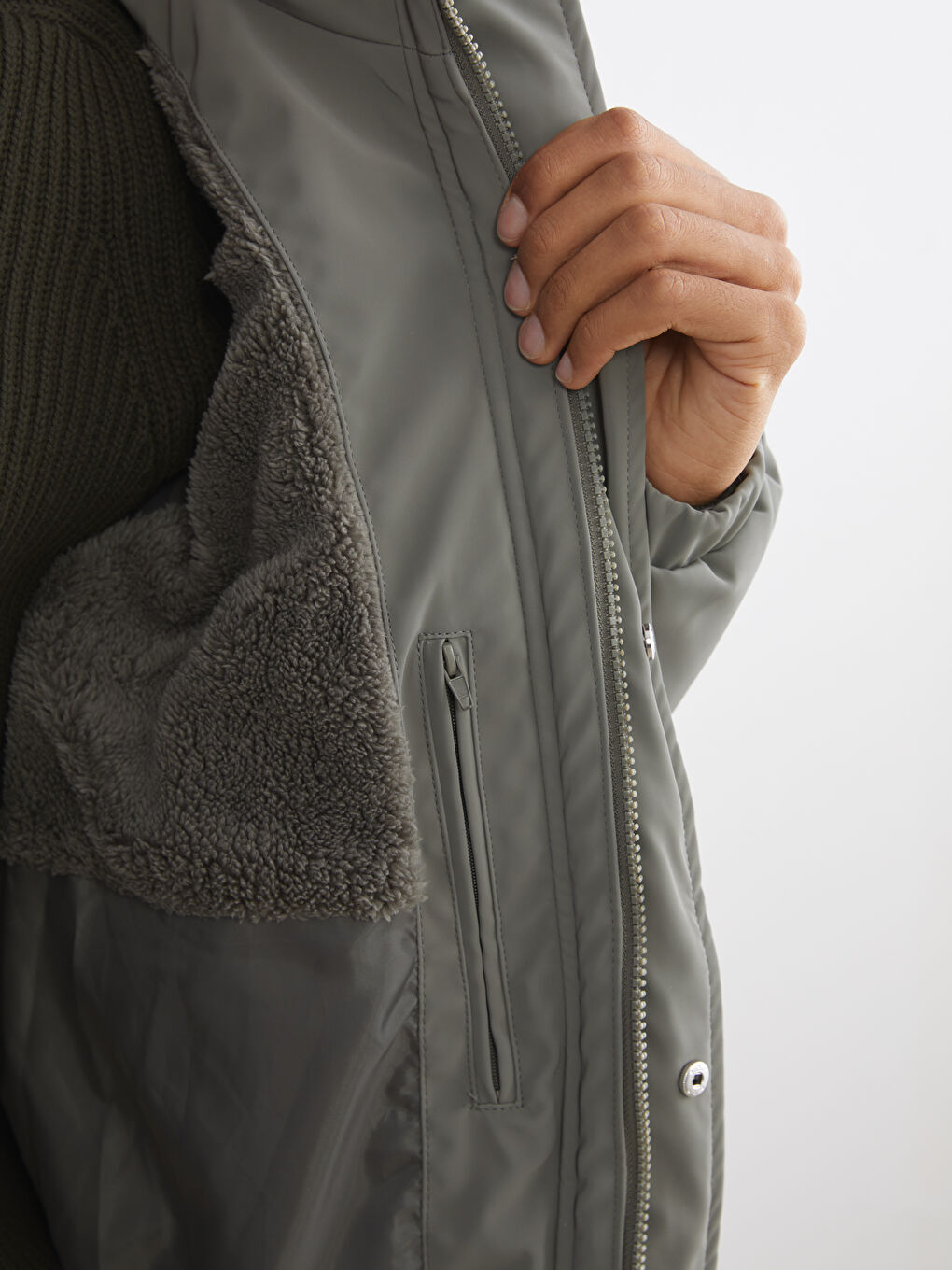 Relaxed Fit Hooded Men's Puffer Coat-3