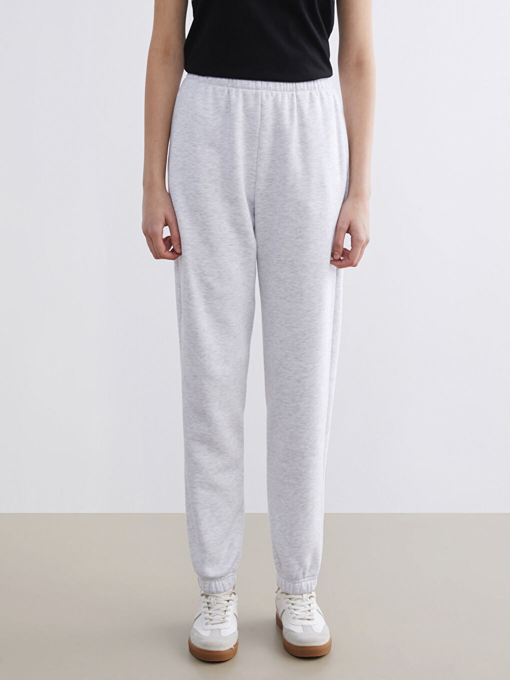 Жіночі товсті джогери спортивні штани з еластичною талією-1