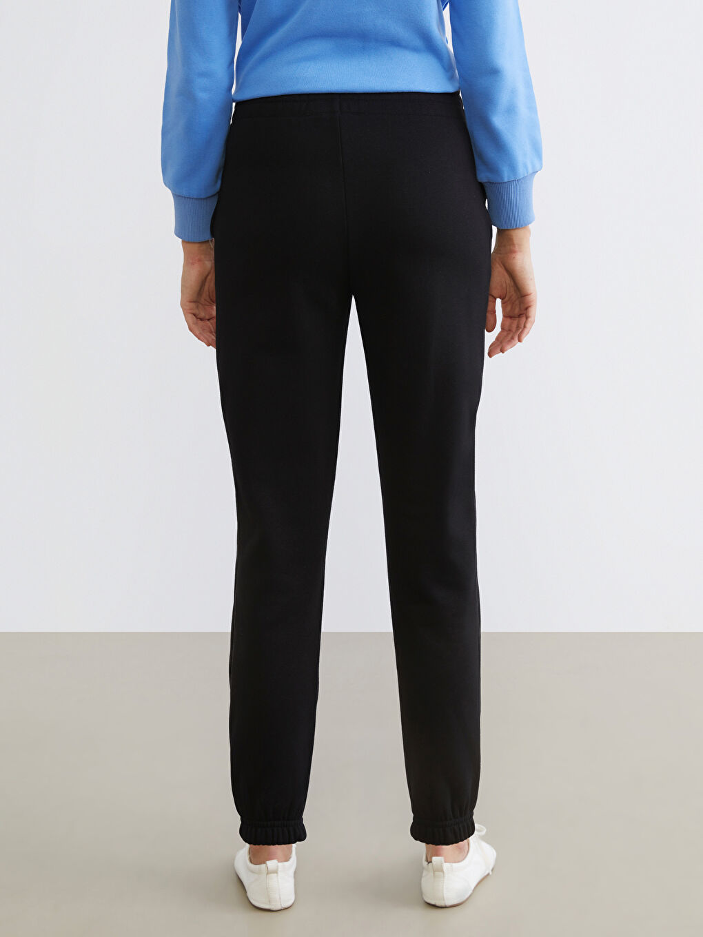 Siyah Beli Lastikli Kadın Kalın Jogger Eşofman Altı-3