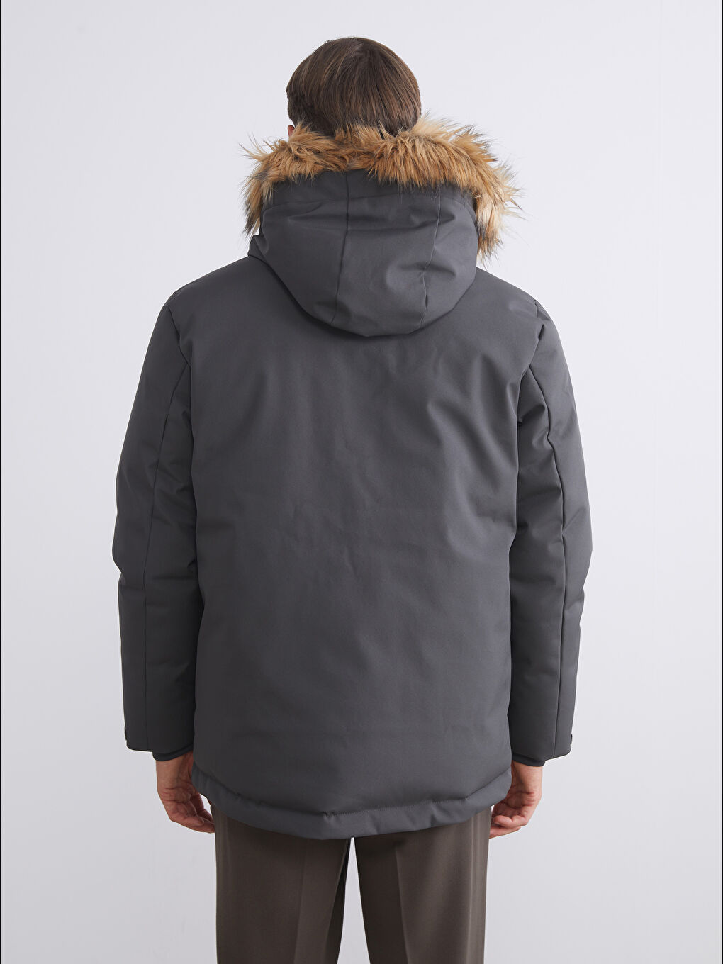 Мужская парка стандартного кроя с капюшоном-4