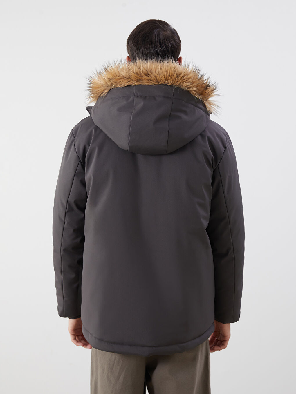Мужская парка стандартного кроя с капюшоном-4