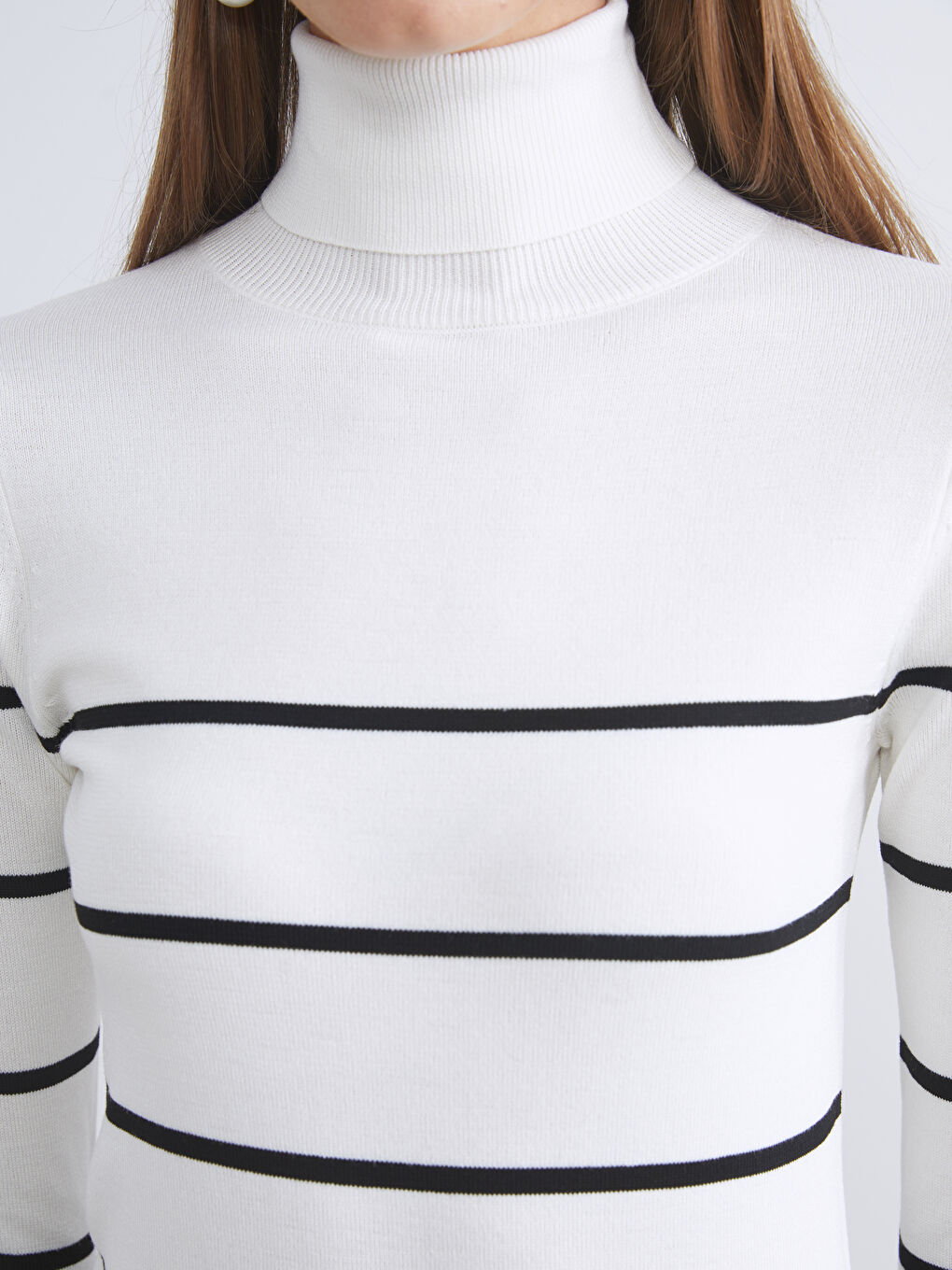 Turtleneck Striped Women's Knitwear Sweater-2