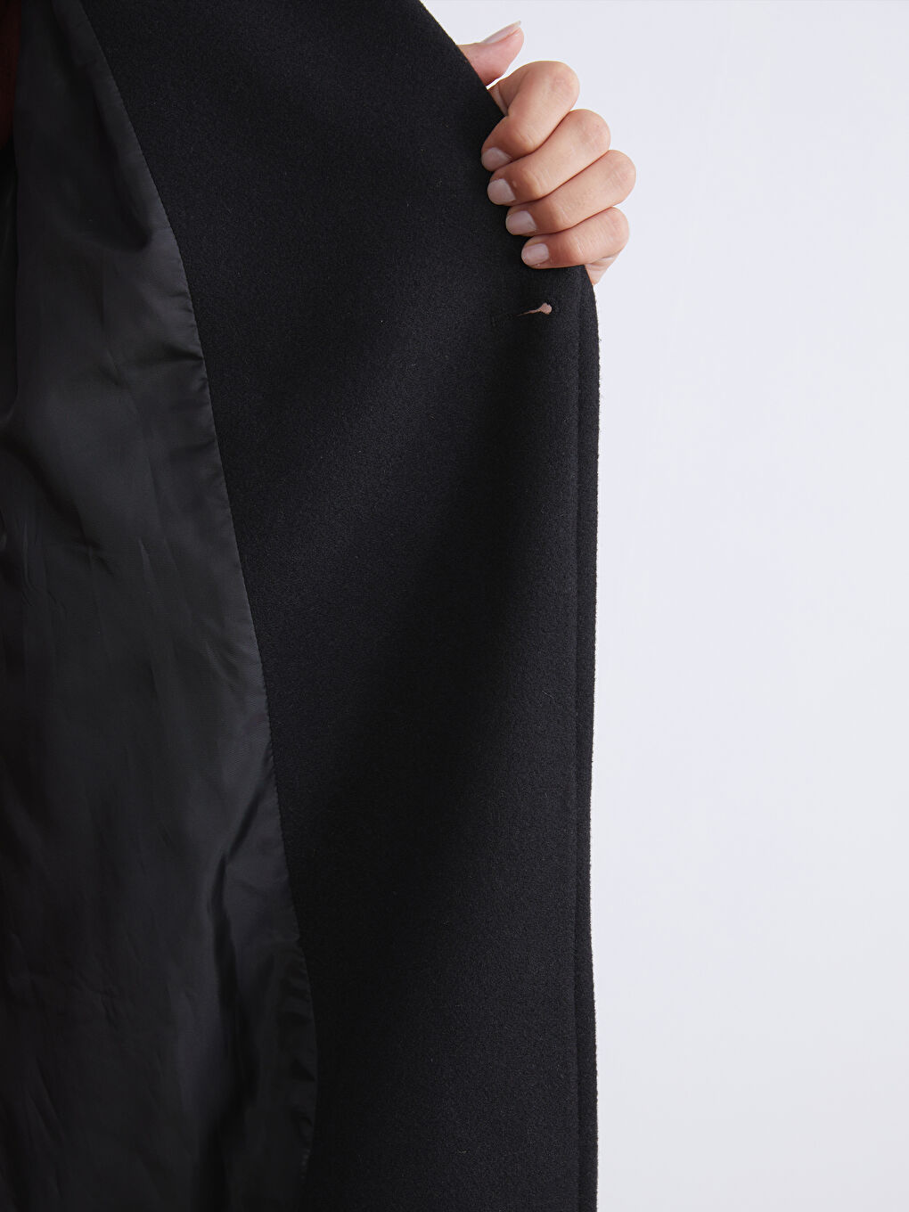 Siyah Kruvaze Yaka Kadın Kaşe Kaban-3