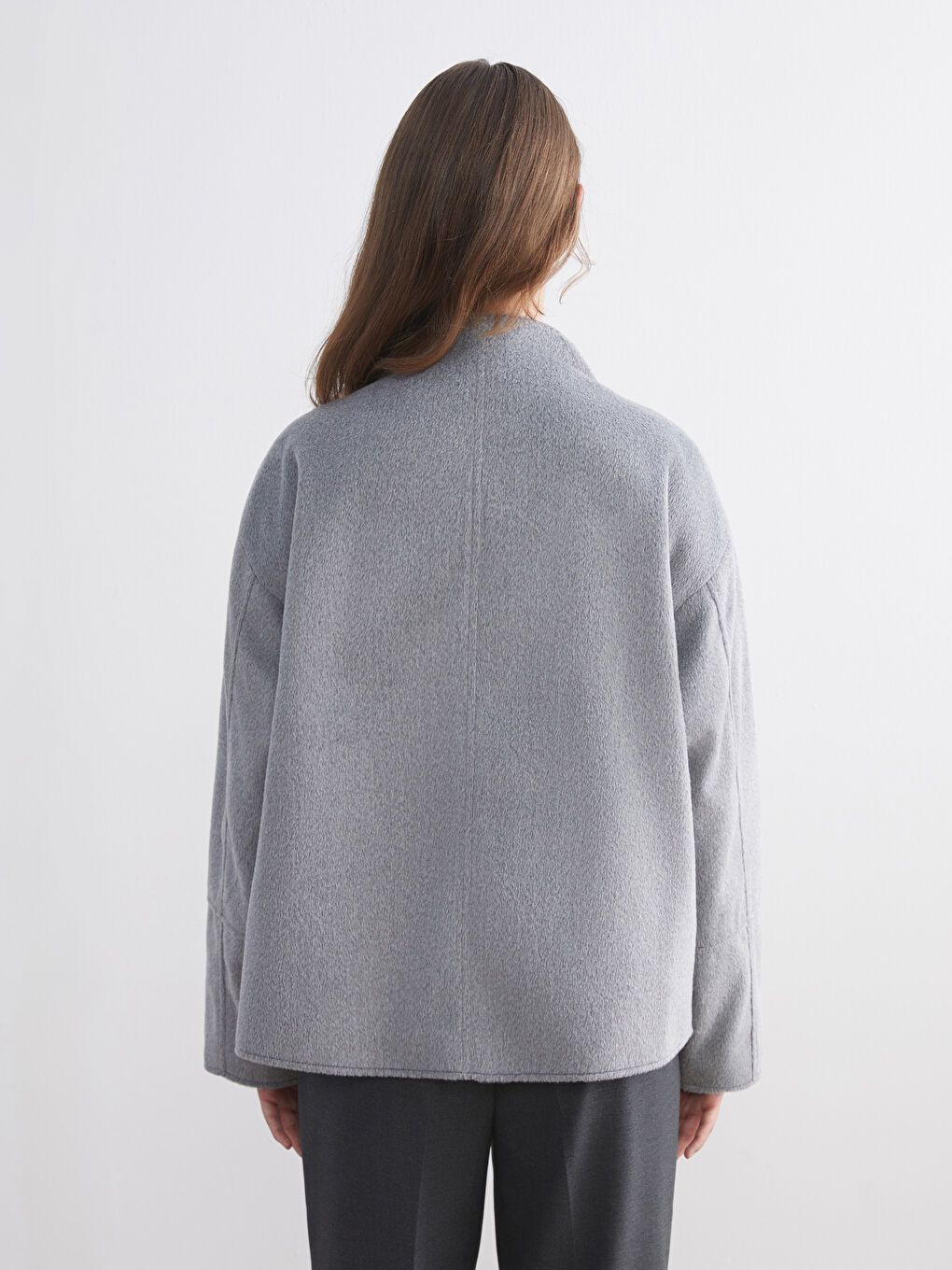 Gri Dik Yaka Kadın Kaşe Mont-4
