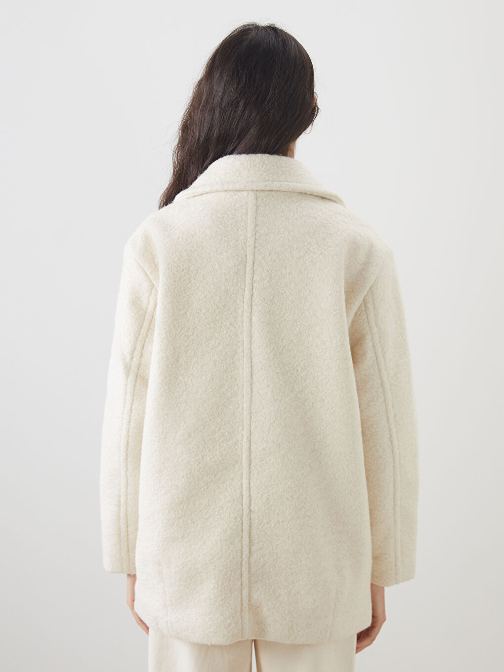 ქალი კრემისფერი შალის შერეული ქურთუკი-5