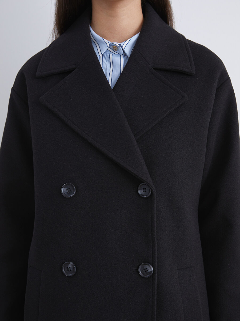 Siyah Ceket Yaka Kadın Kaşe Kaban-2