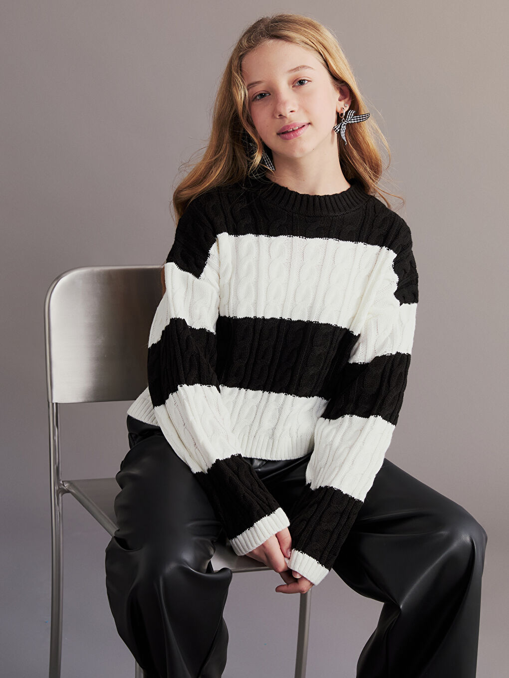 Ekru Çizgili Kız Çocuk Triko Kazak