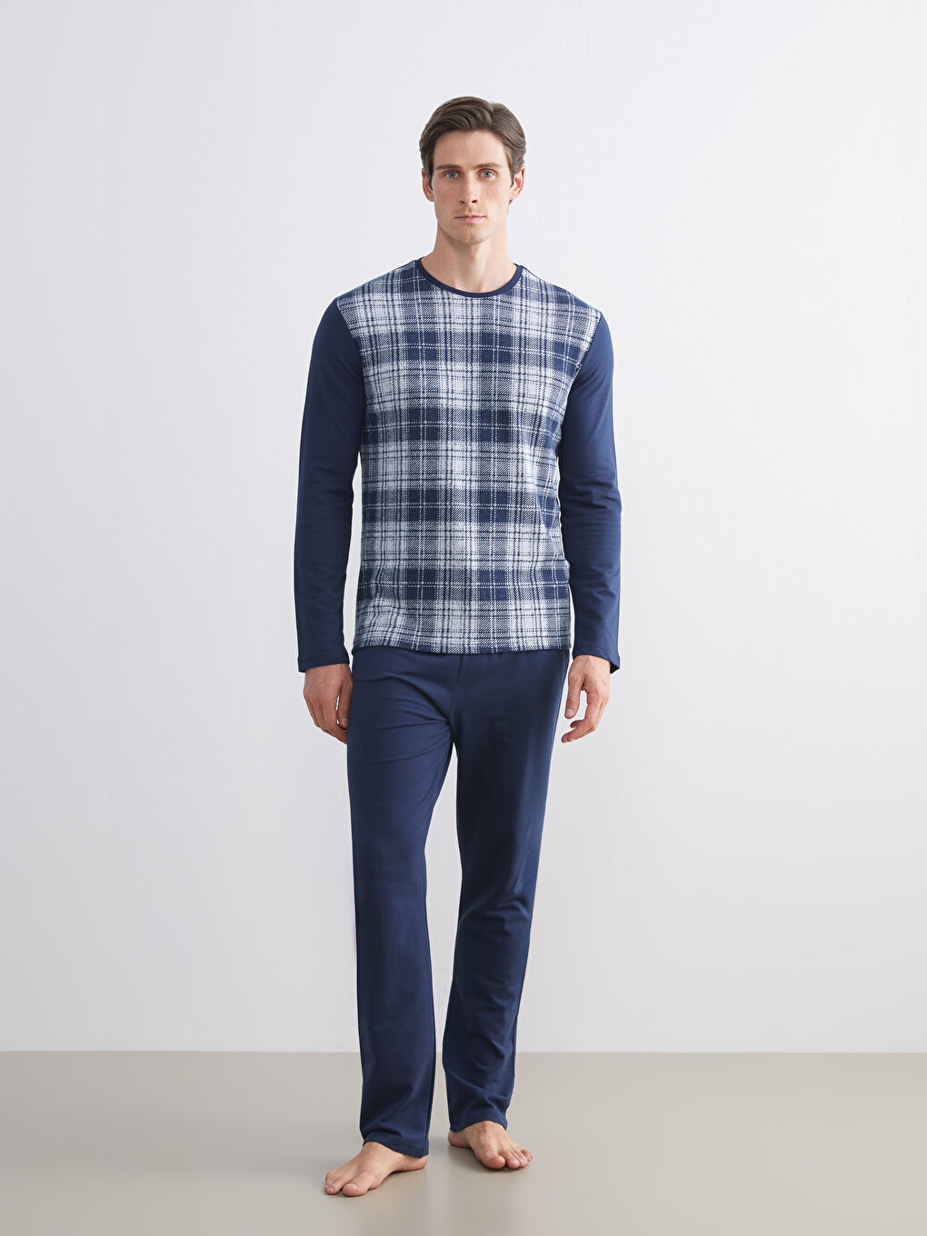 Lacivert Standart Kalıp Desenli Erkek Eşofman Takımı-1