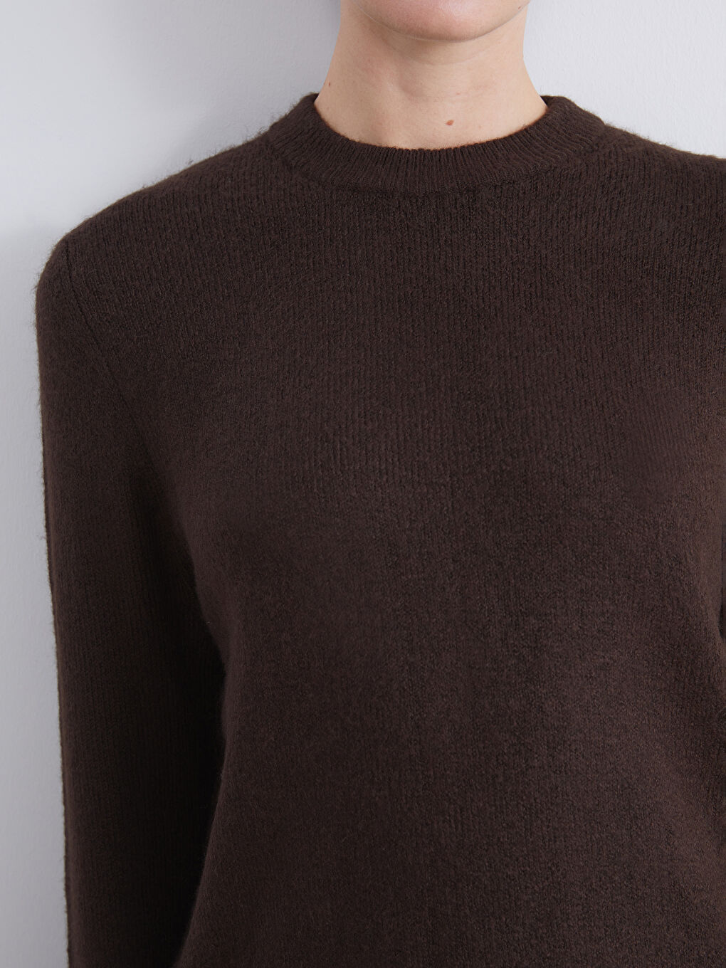Crew Neck Women's Knitwear Sweater-2