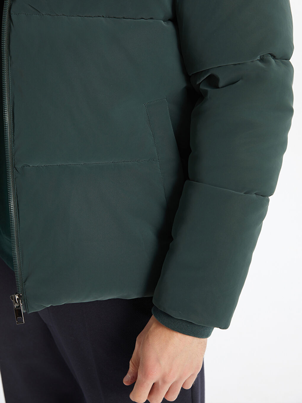 Standard Fit Funnel Neck Men's Puffer Coat-2