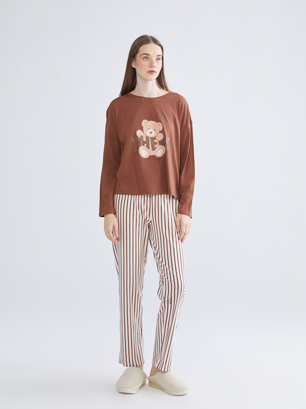 Crew Neck Printed Women's Pyjama Set-1