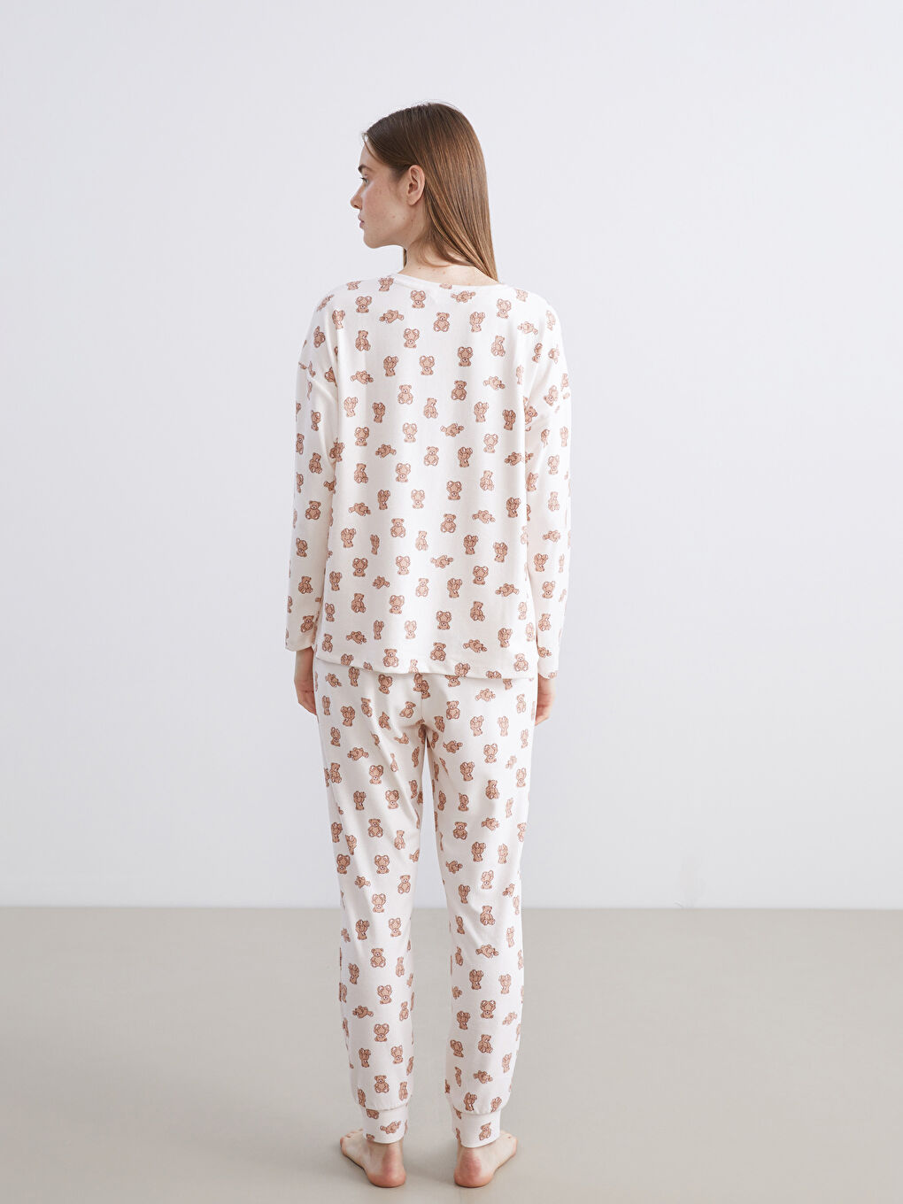Crew Neck Bear Printed Women's Pyjama Set-2