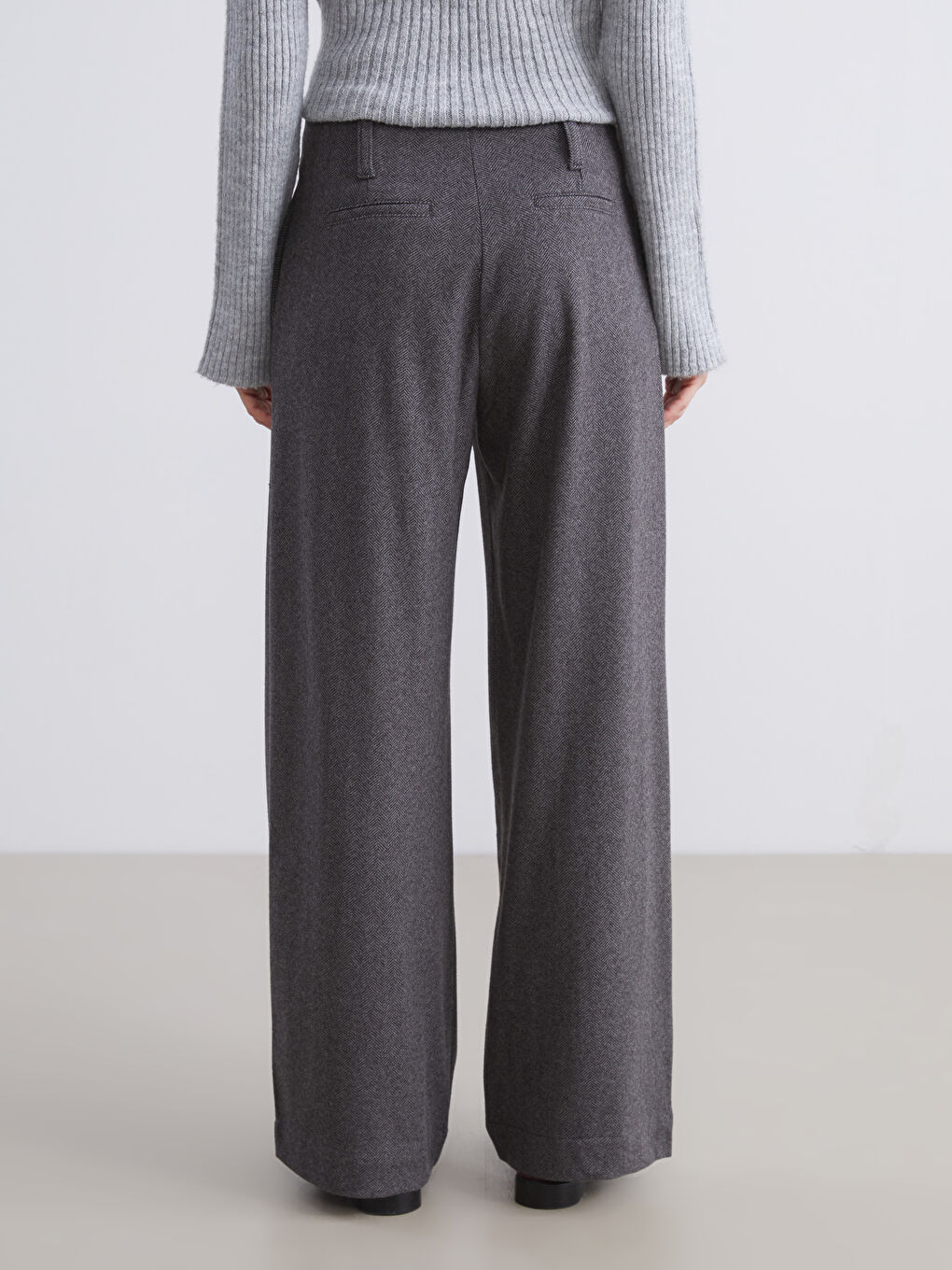 LCWAIKIKI Classic Woman BLACK Trousers -W5AR59Z8-MHS