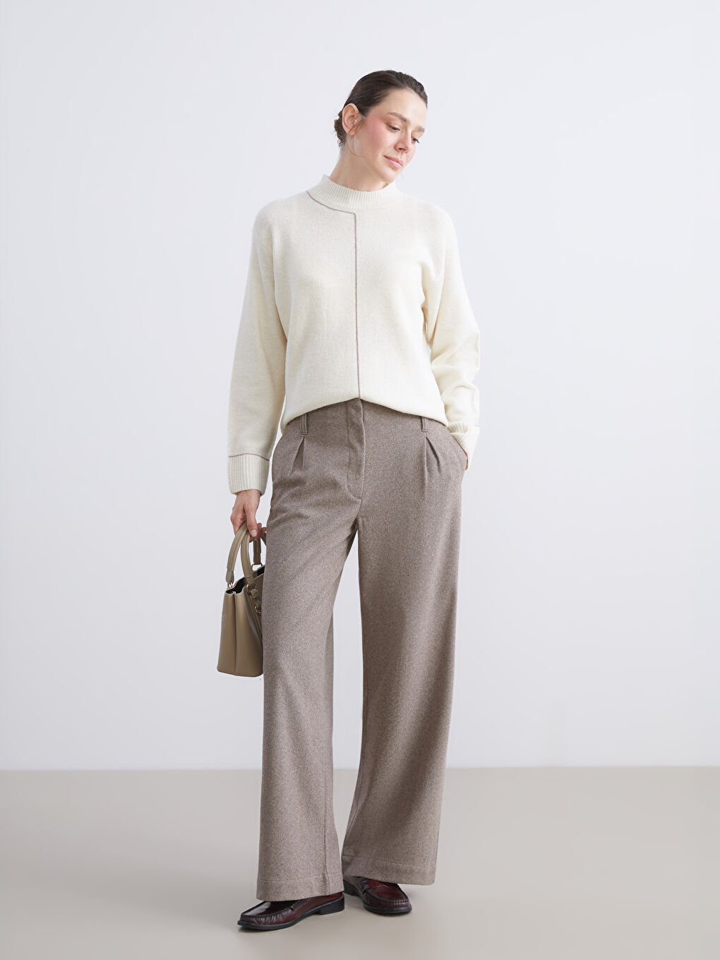 LCWAIKIKI Classic Woman BROWN Trousers -W5AR59Z8-MJD