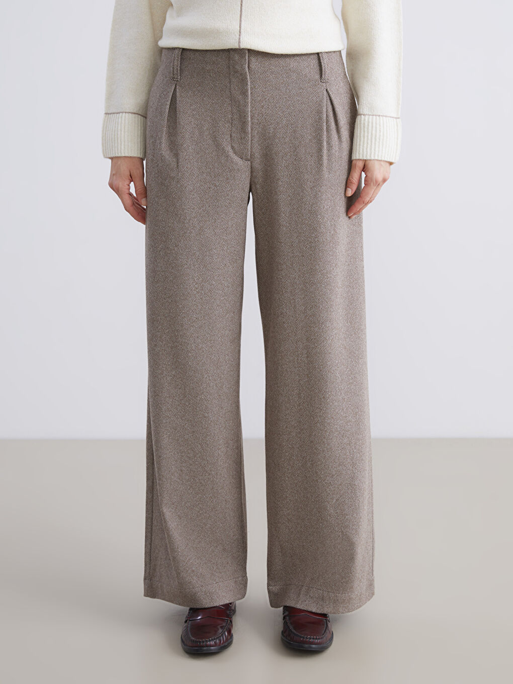 LCWAIKIKI Classic Woman BROWN Trousers -W5AR59Z8-MJD