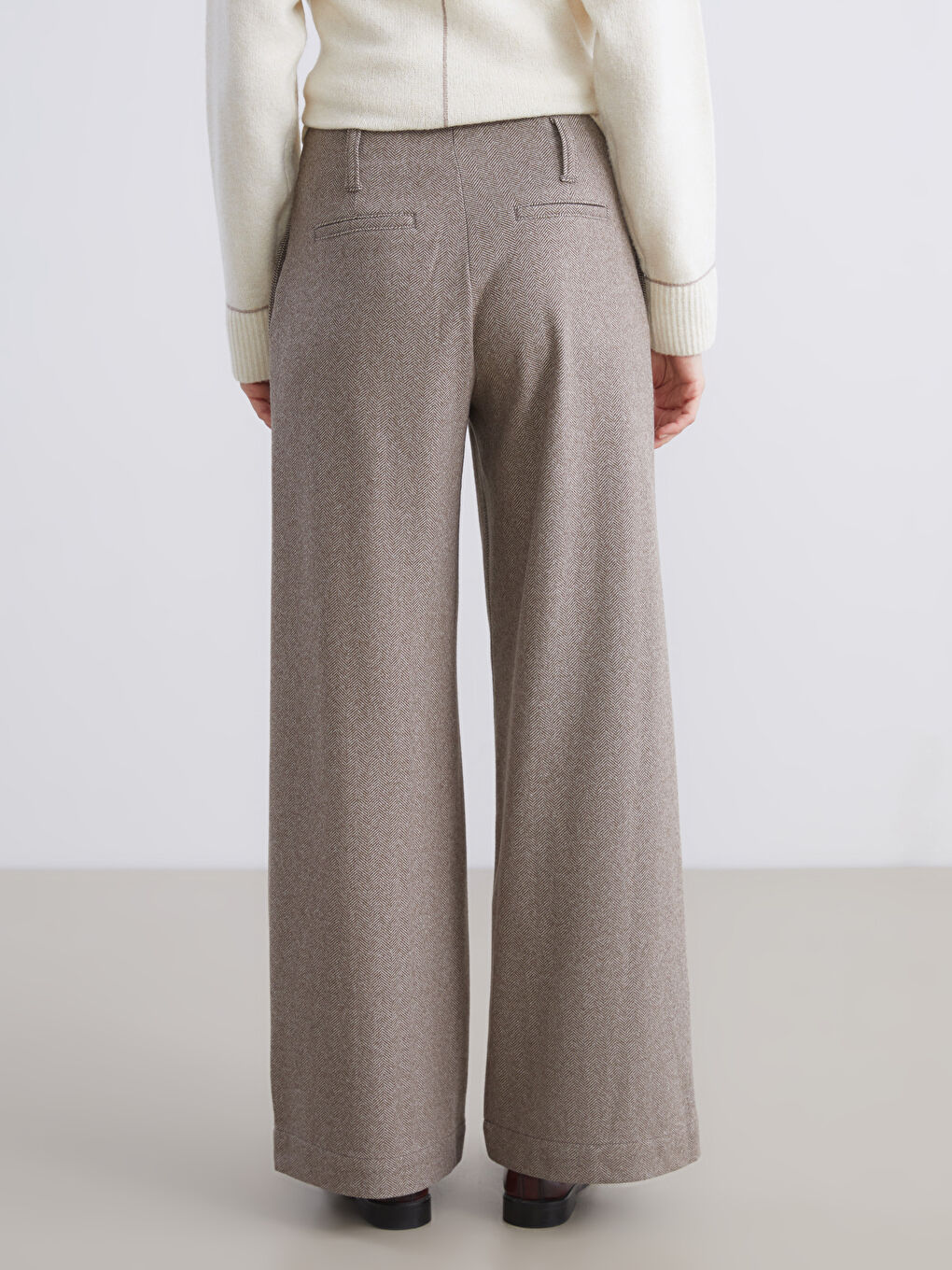 LCWAIKIKI Classic Woman BROWN Trousers -W5AR59Z8-MJD