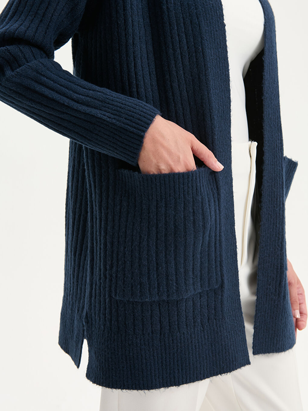 Shawl Collar Women's Knitwear Cardigan-2