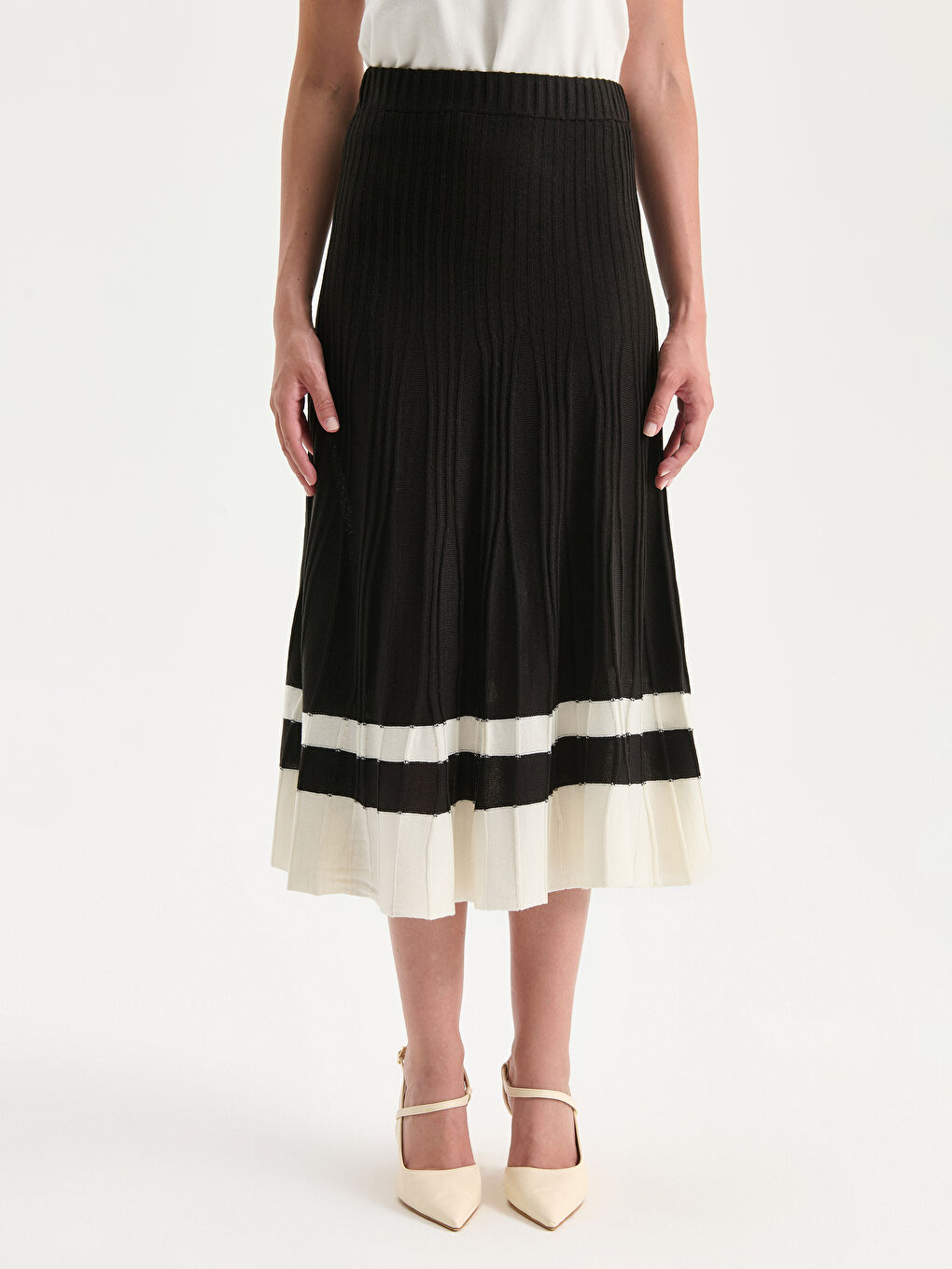 تنورة أسود امرأة-1