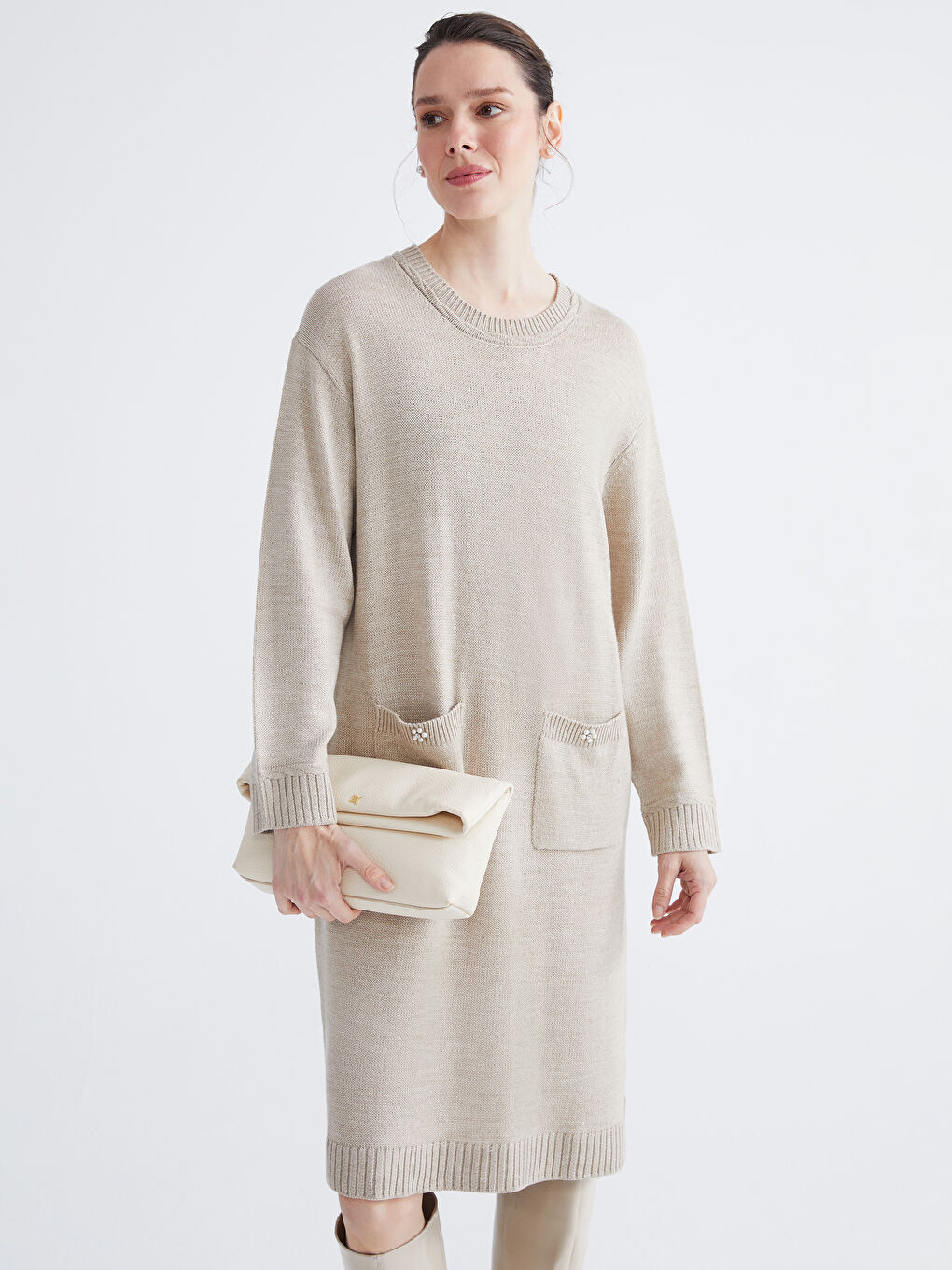 Haljina sa okruglim izrezom od trikotaže-1