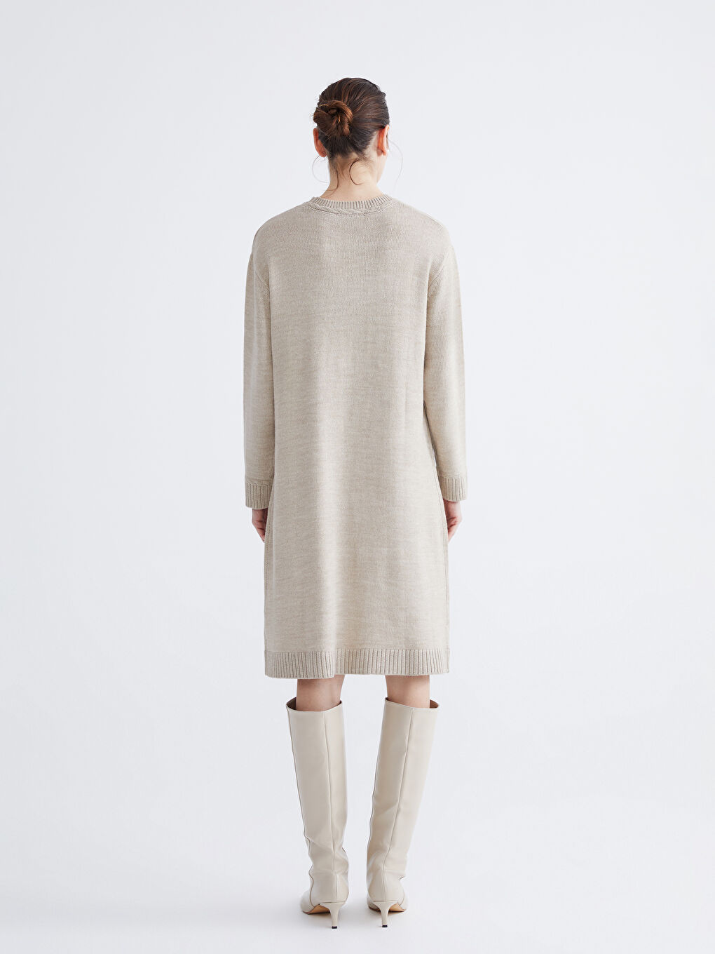 Haljina sa okruglim izrezom od trikotaže-3