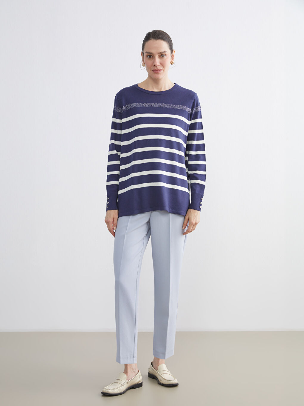 Crew Neck Striped Women's Knitwear Sweater-3