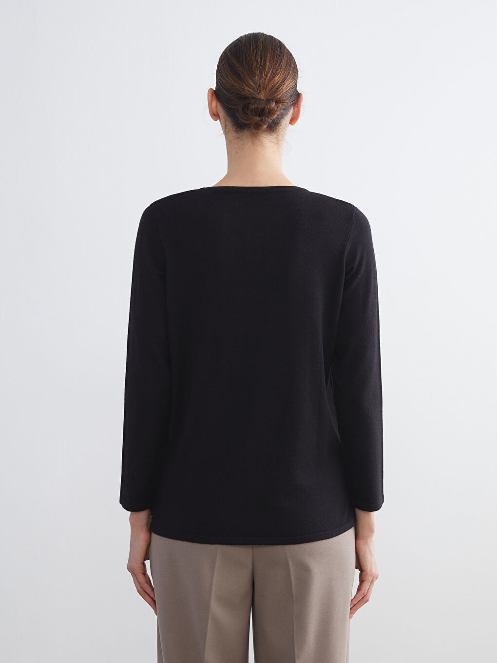 Crew Neck Women's Knitwear Sweater-3