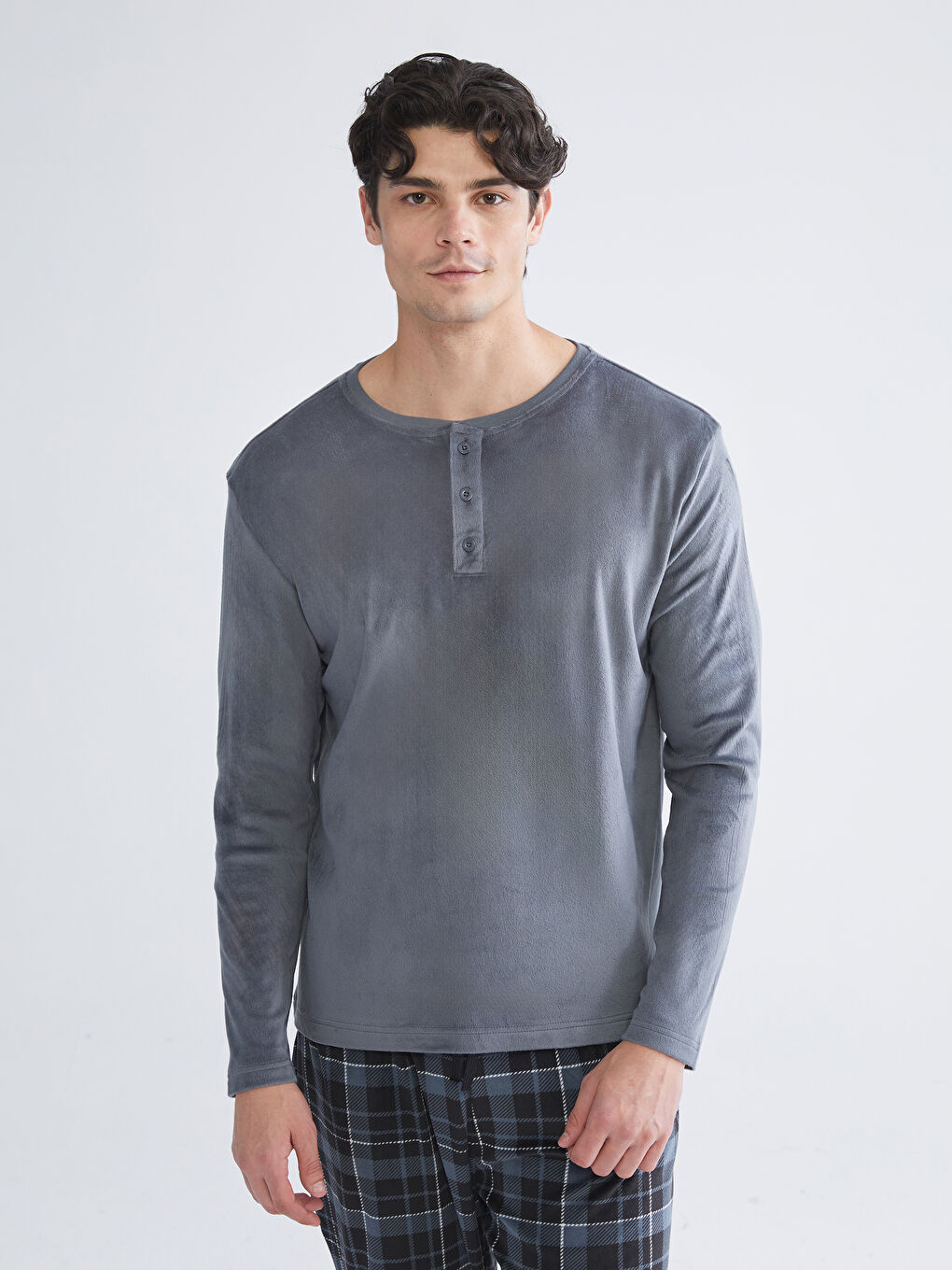 Siyah Standart Kalıp Ekose Polar Erkek Pijama Takımı-1