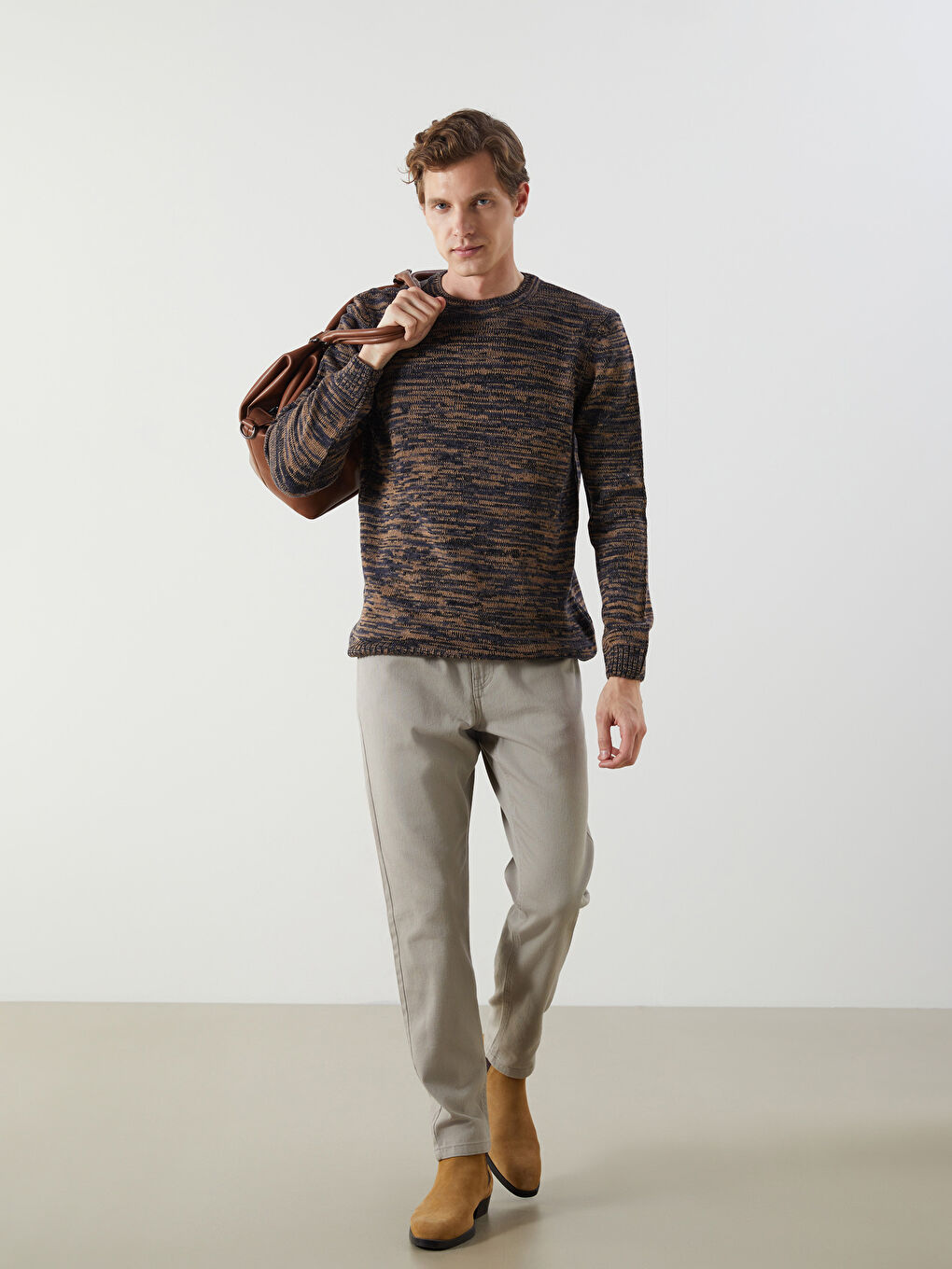 سترة تريكو رجالي بياقة دائرية ونقشة-1