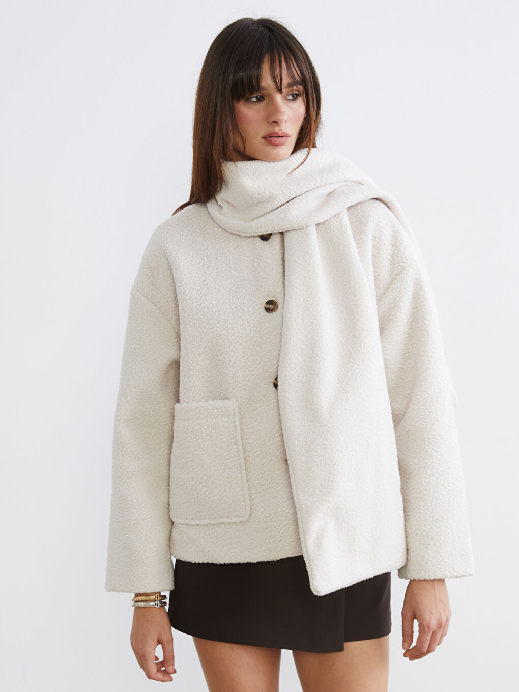 Ekru Bisiklet Yaka Atkılı Kadın Kaşe Kaban-1