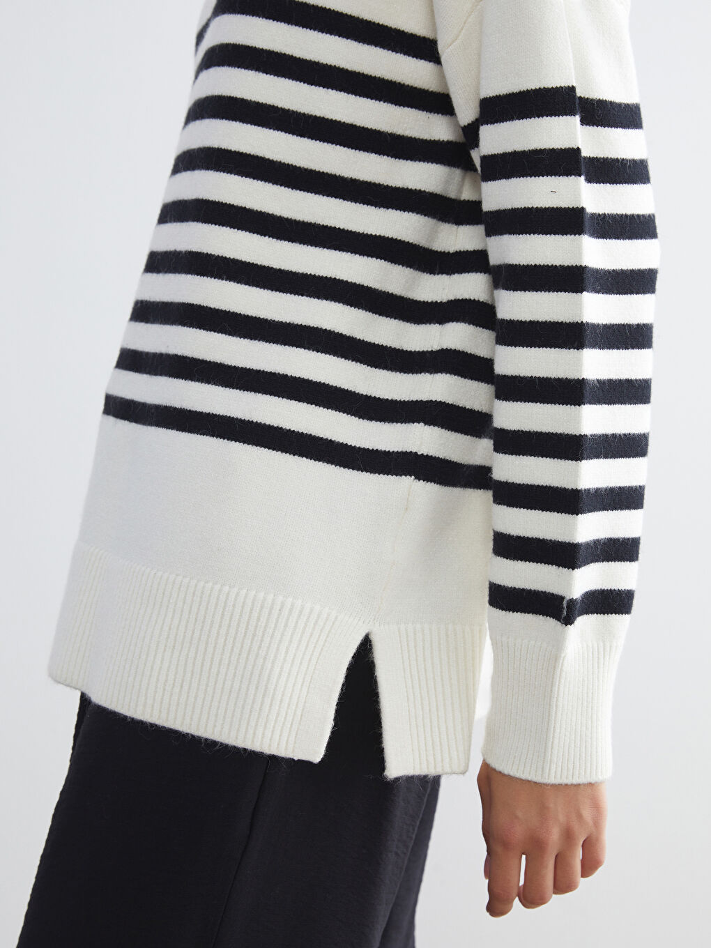 Half Turtleneck Striped Women's Knitwear Sweater-2