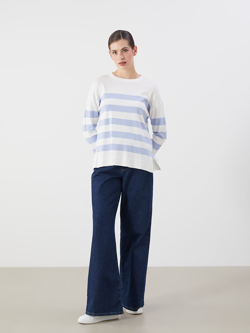 LCWAIKIKI Classic Crew Neck Striped Oversize Women's Knitwear Sweater -W5BA43Z8-LEH