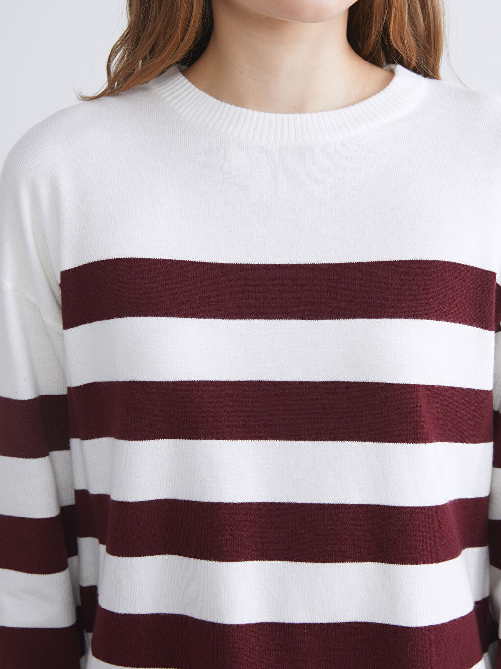 LCWAIKIKI Classic Crew Neck Striped Oversize Women's Knitwear Sweater -W5BA43Z8-LET