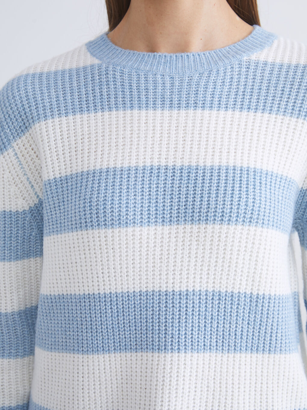 Crew Neck Striped Women's Knitwear Sweater-2