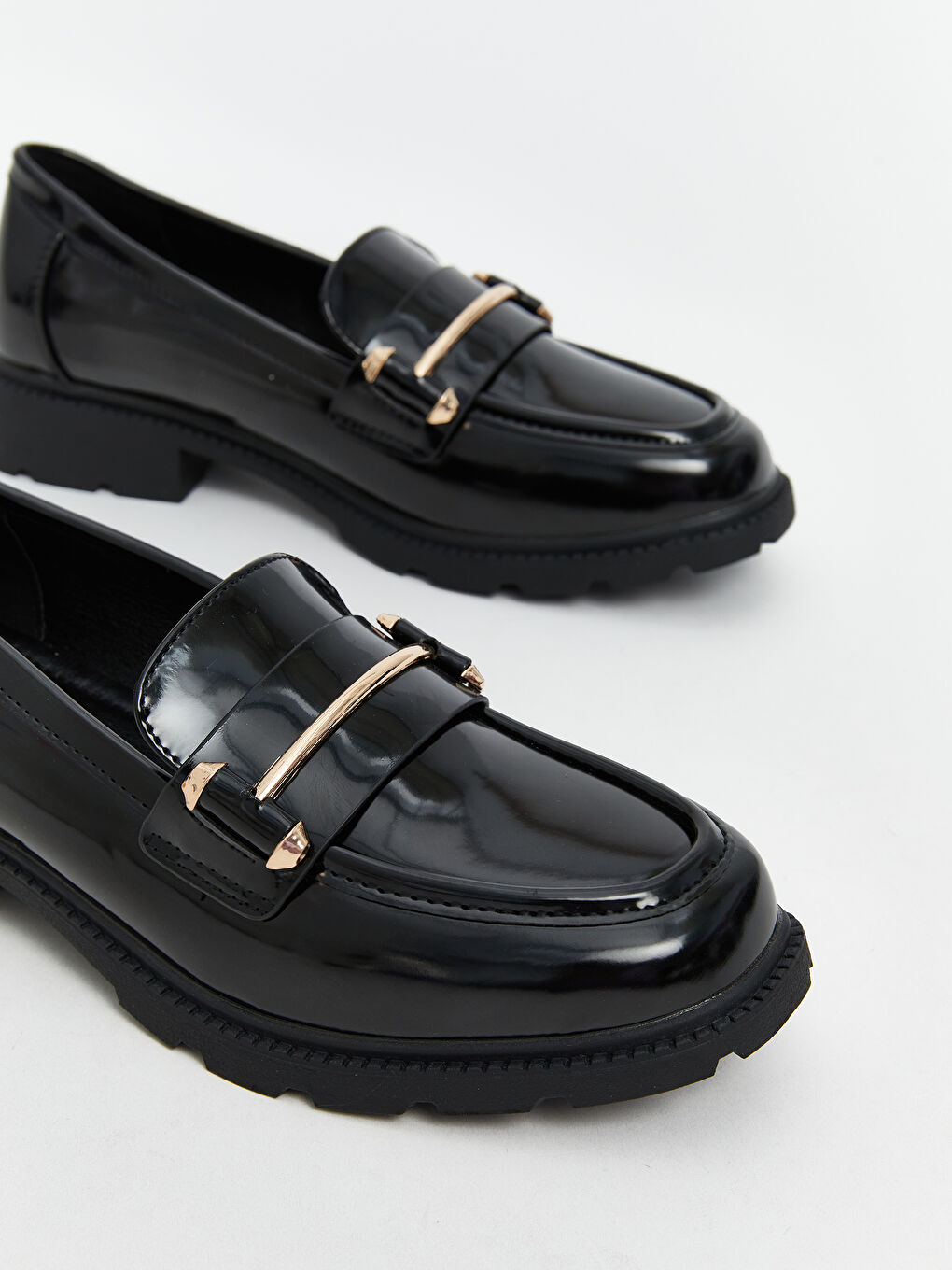 Faux Leather Women's Loafer Shoes-2