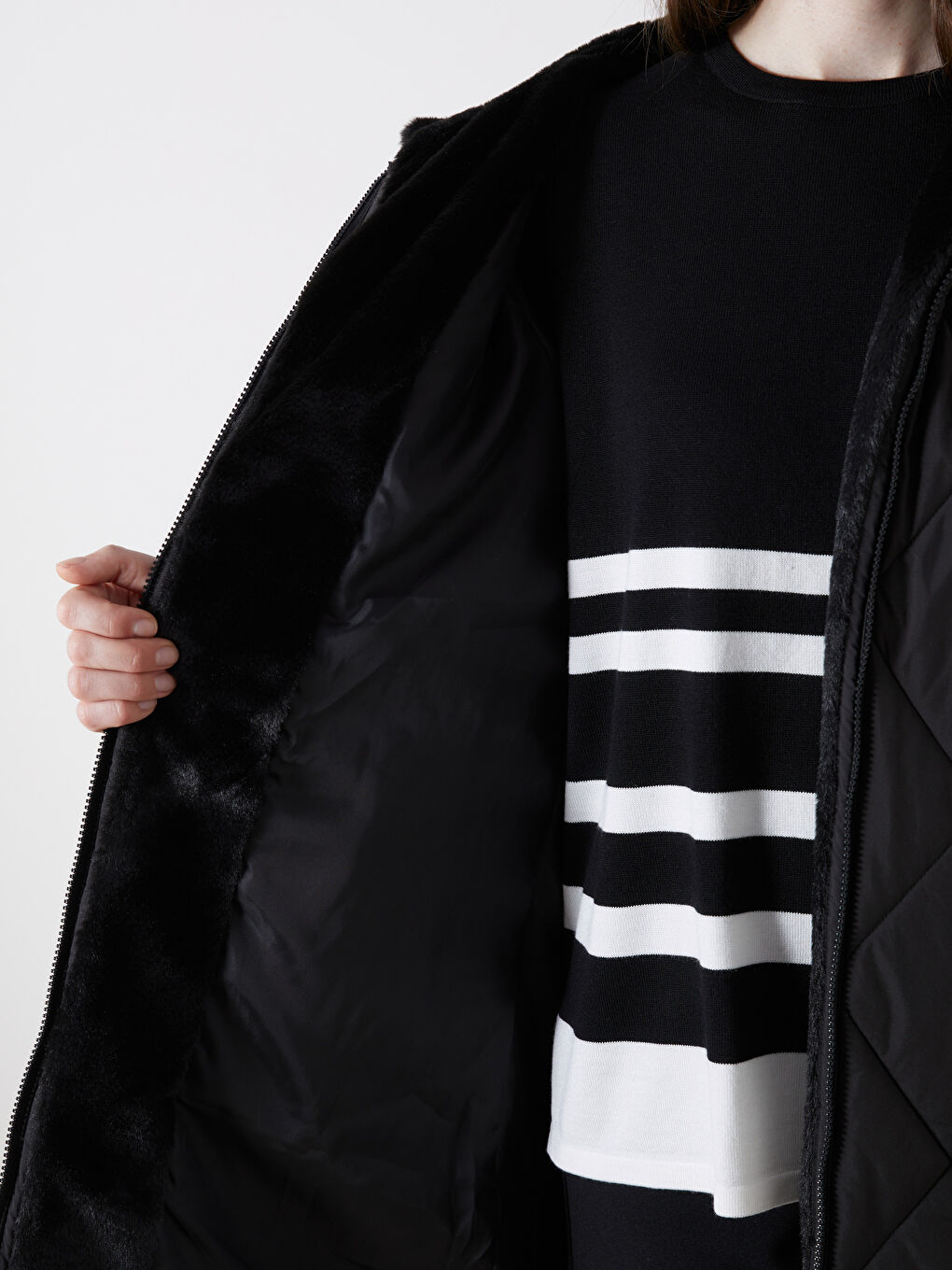Hooded Women's Puffer Coat-4