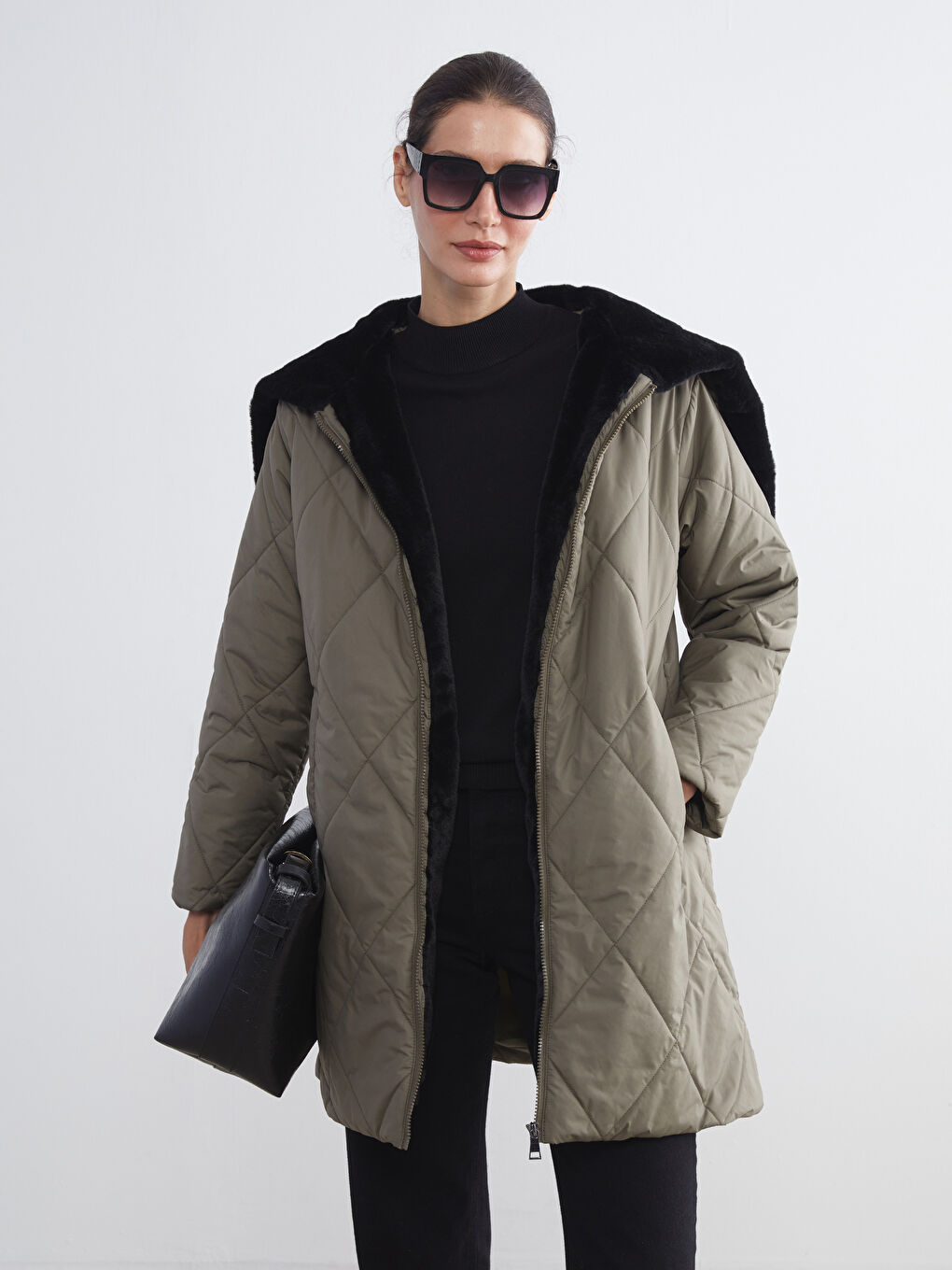 Hooded Women's Puffer Coat