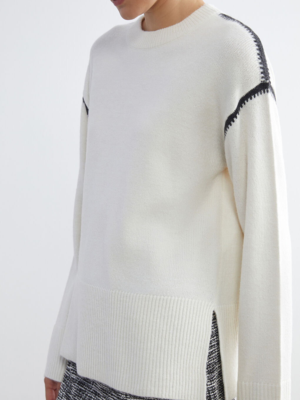 Crew Neck Patterned Women's Knitwear Sweater-2