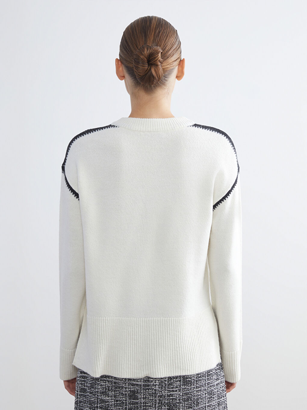 Crew Neck Patterned Women's Knitwear Sweater-3