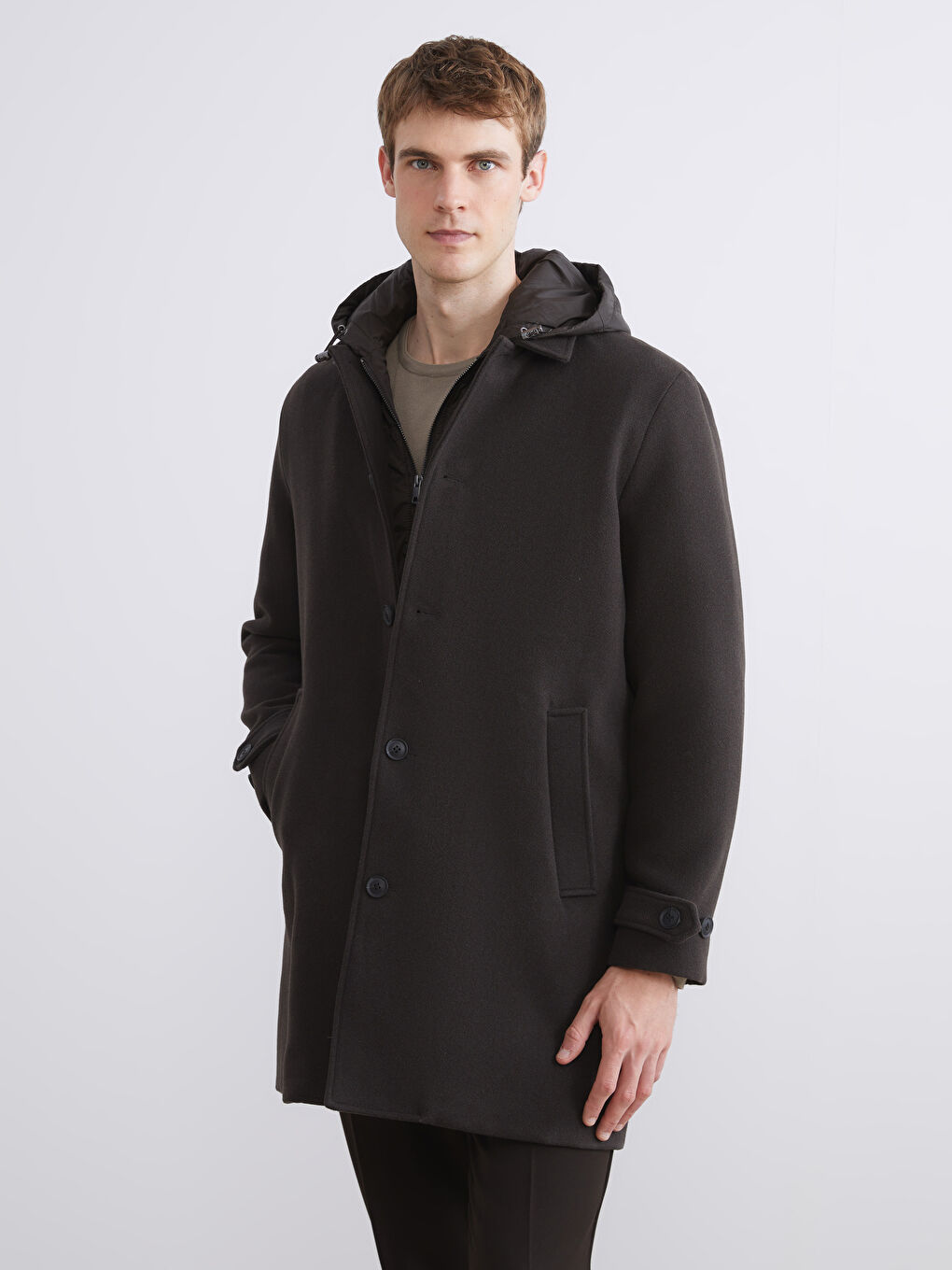 Ерлерге арналған стандартты өрнексіз каше пальто