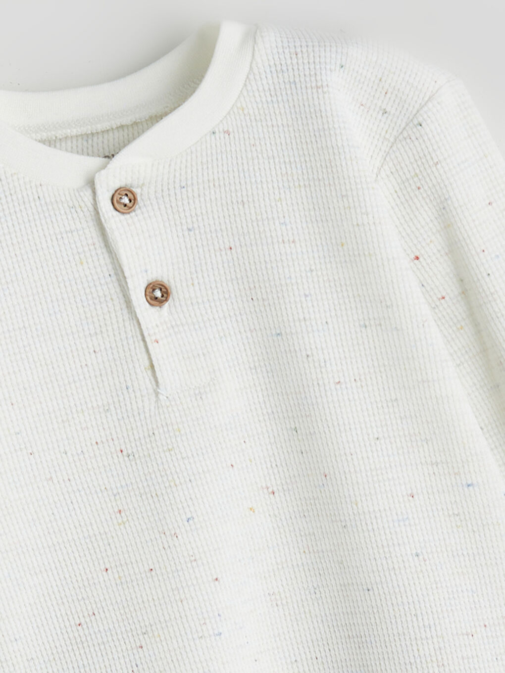 Beyaz Bisiklet Yaka Erkek Bebek Tişört-1