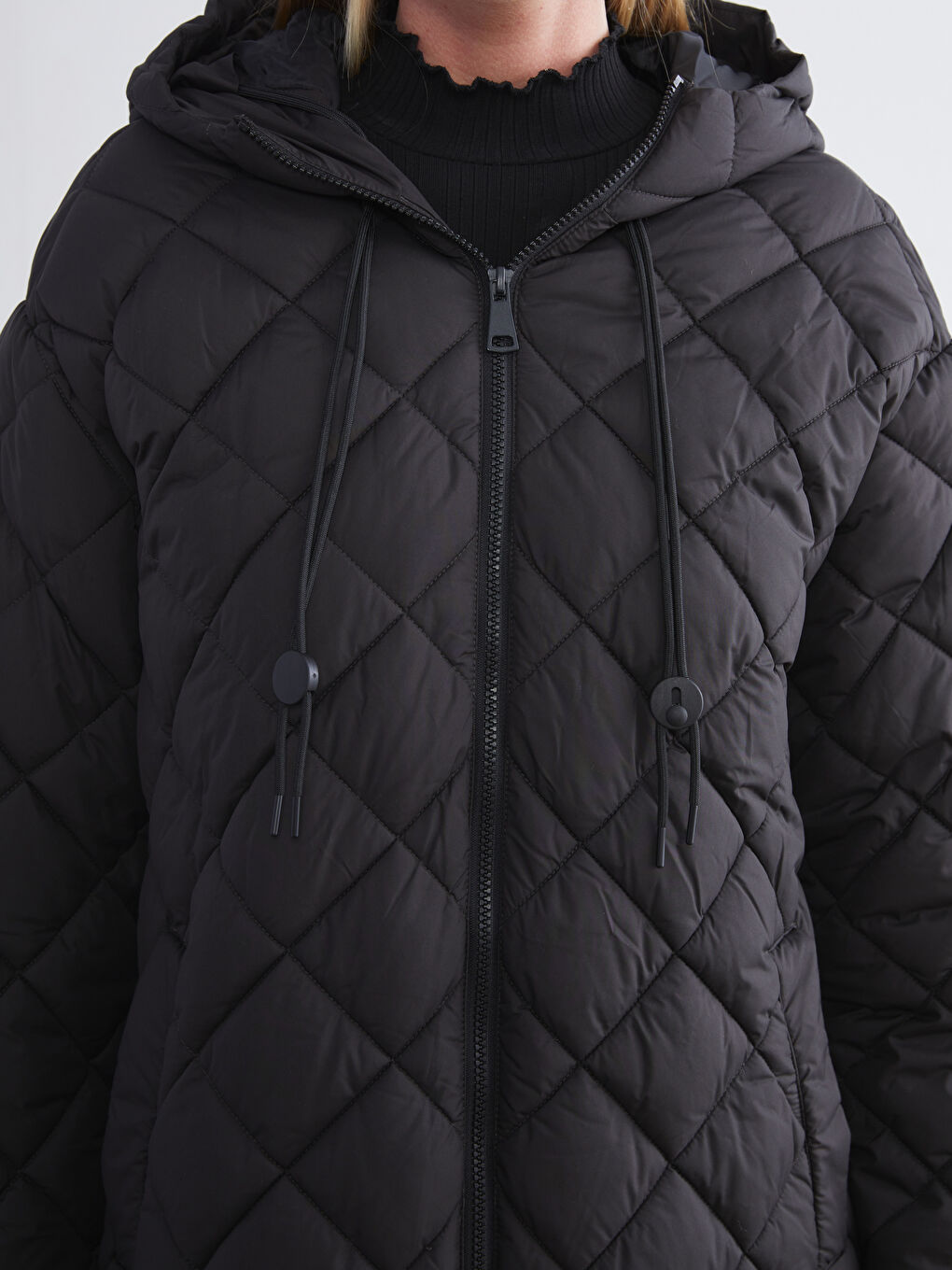 معطف منتفخ مبطّن بقبّ نساء-2