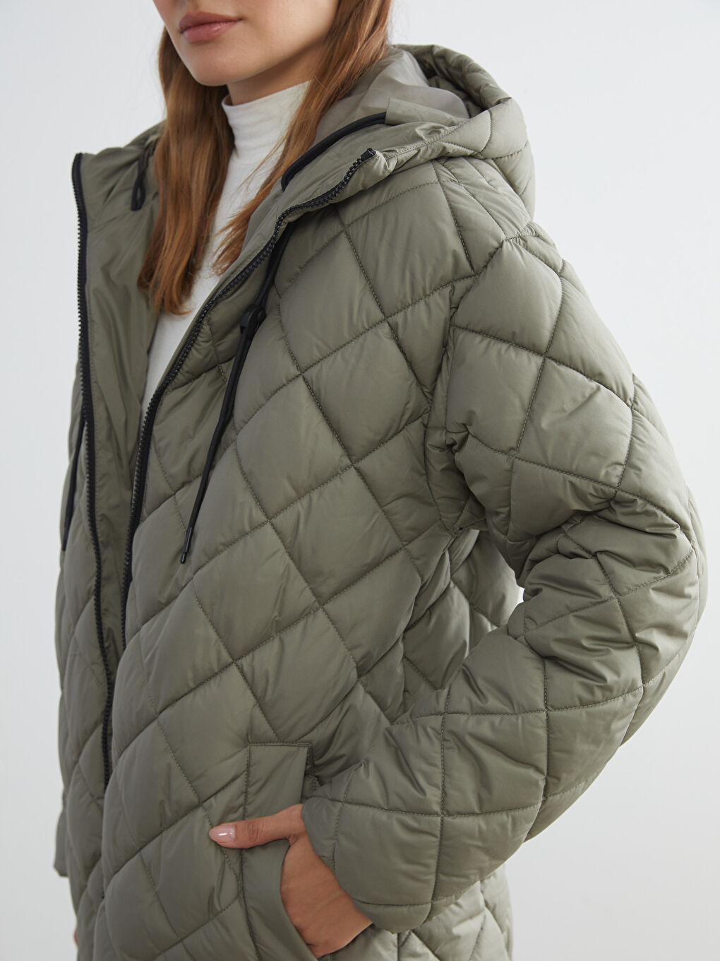 Hooded Quilted Women's Puffer Coat-2