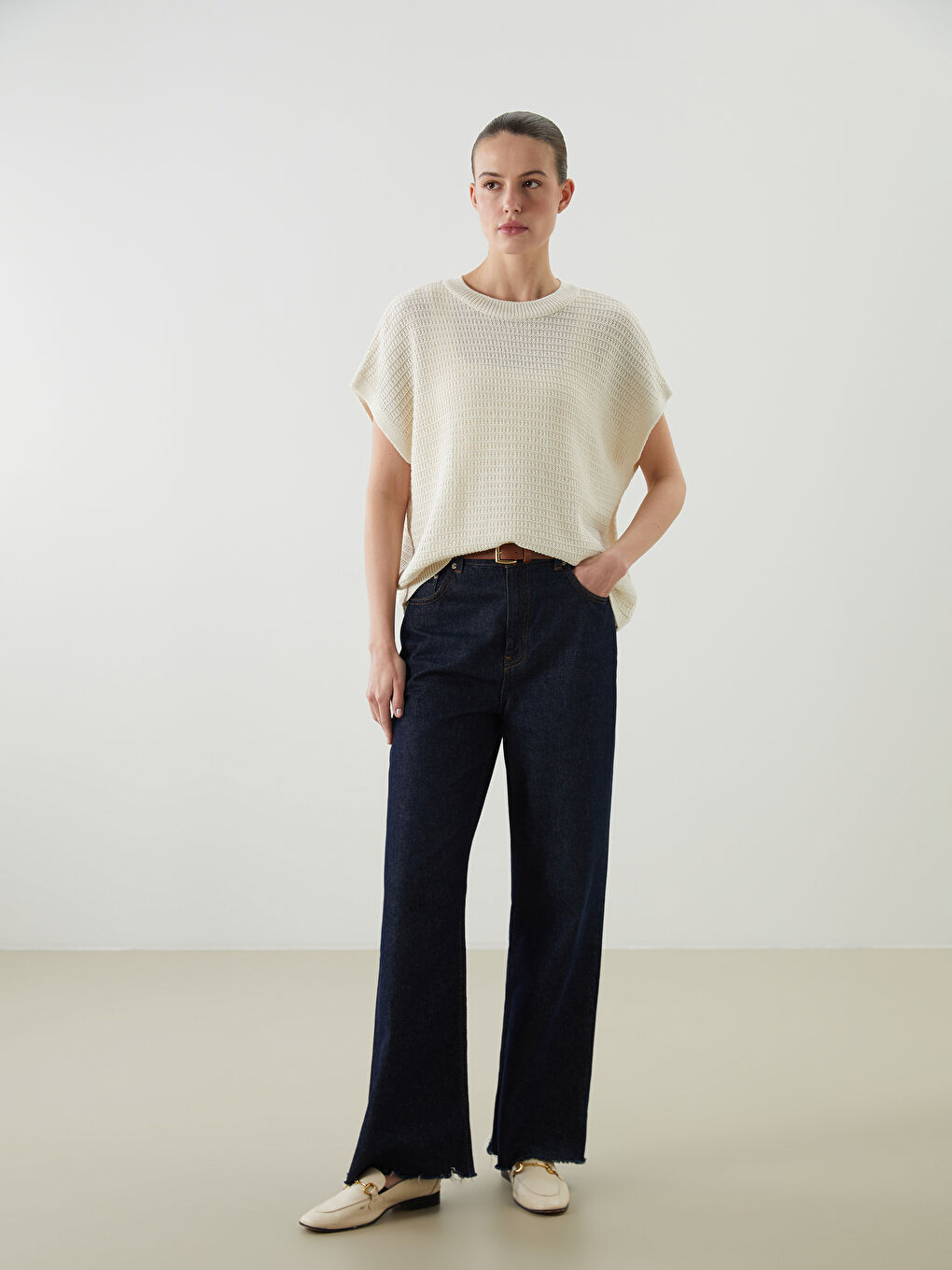 Crew Neck Women's Knitwear Sweater-1