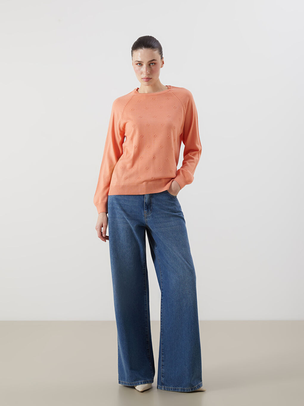 Crew Neck Floral Women's Knitwear Sweater-3