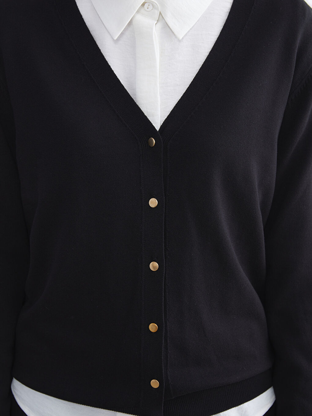 Siyah V Yaka Kadın Triko Hırka-4