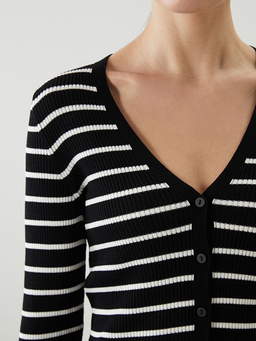 V Neck Striped Women's Knitwear Cardigan-3